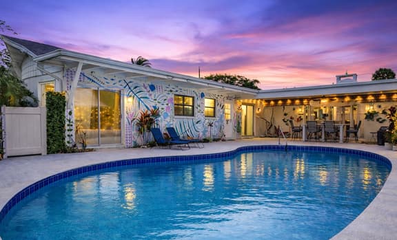 Daytona Paradise Oasis 2 Blocks from Beach - Image 1